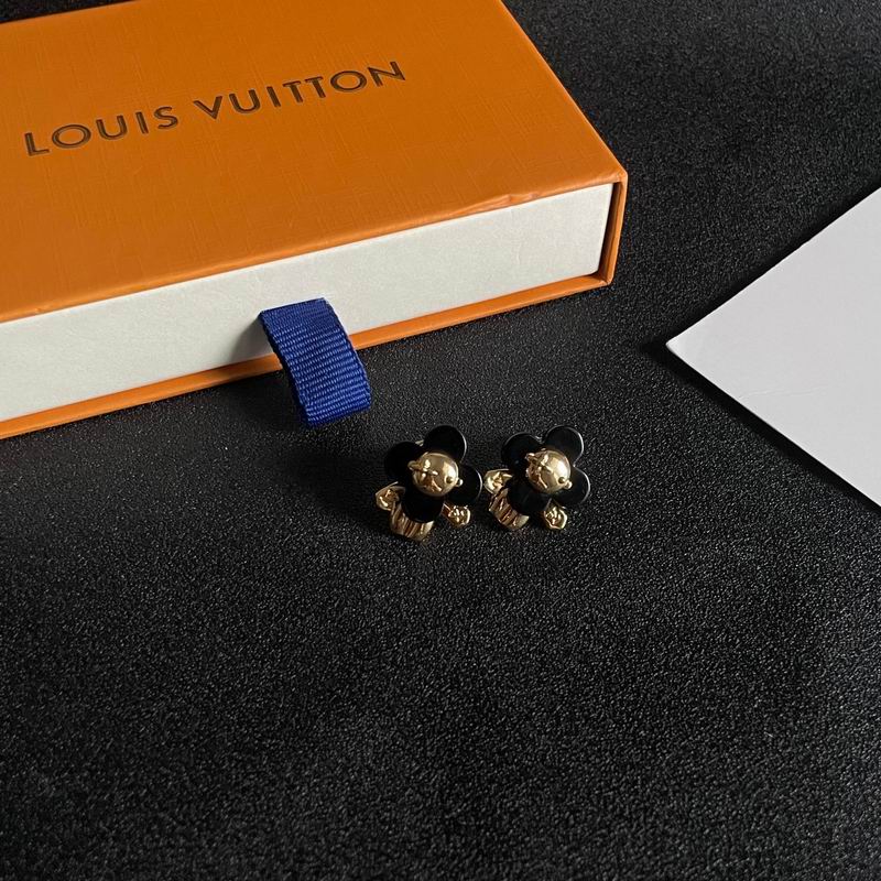 LV Earring 04yxh58 (1)