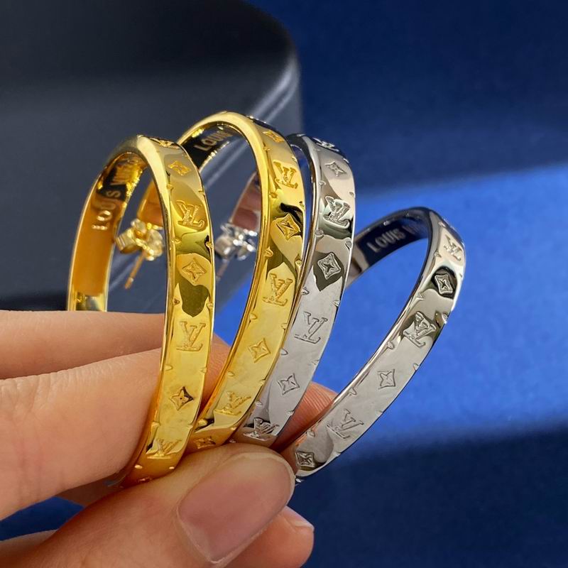 LV Earring 04yxh60 (6)