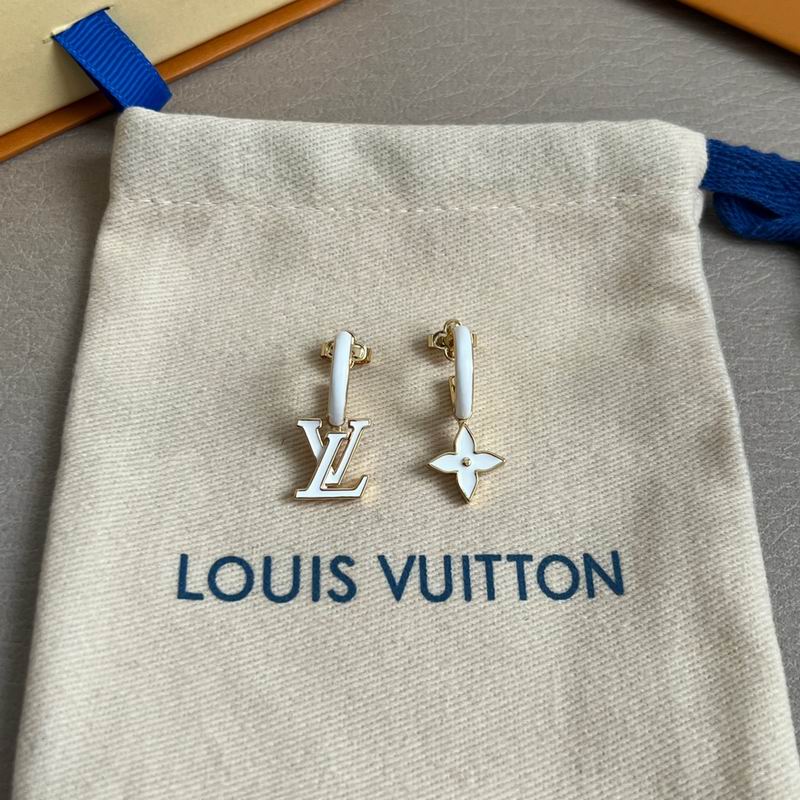 LV Earring 04yxh61 (4)
