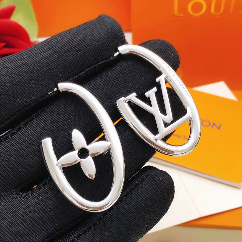 LV Earring 04yxh66 (4)