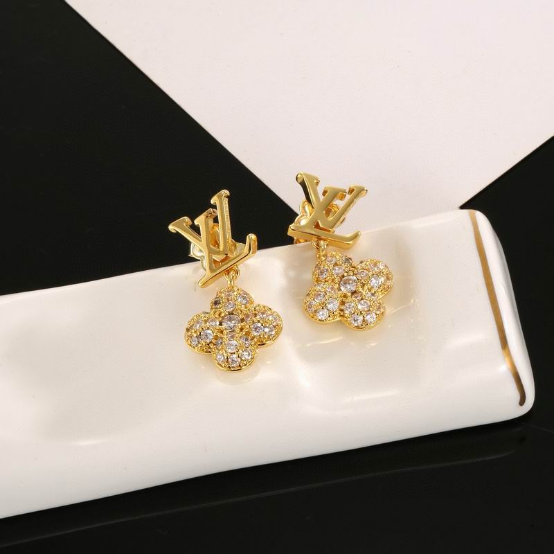 LV Earring 04yxh77 (4)