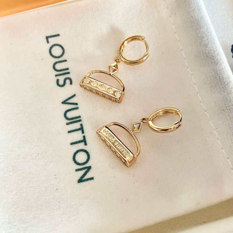 LV Earring 05yxh25 (2)