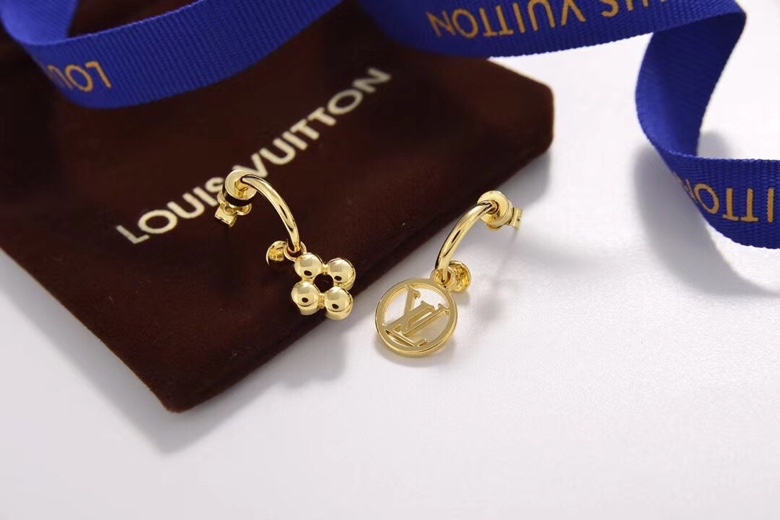 LV Earring 05yxh26 (4)