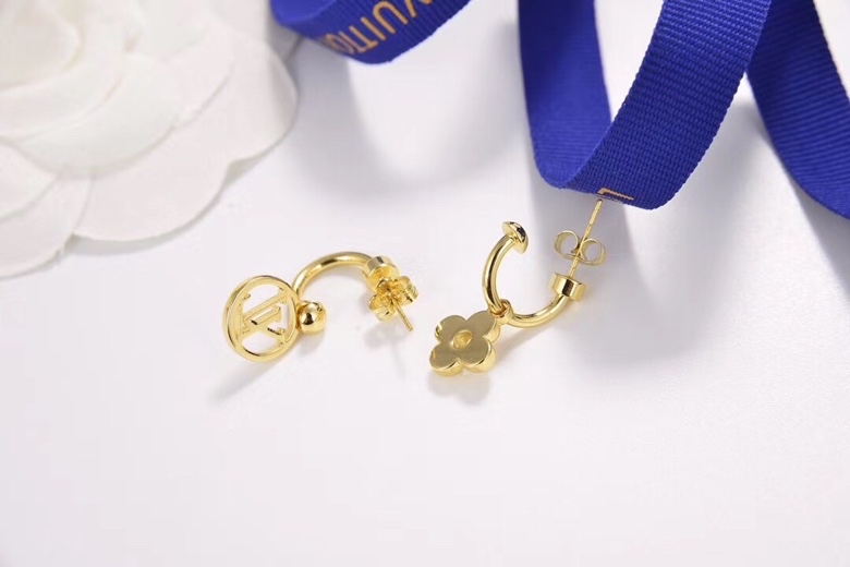 LV Earring 05yxh26 (5)