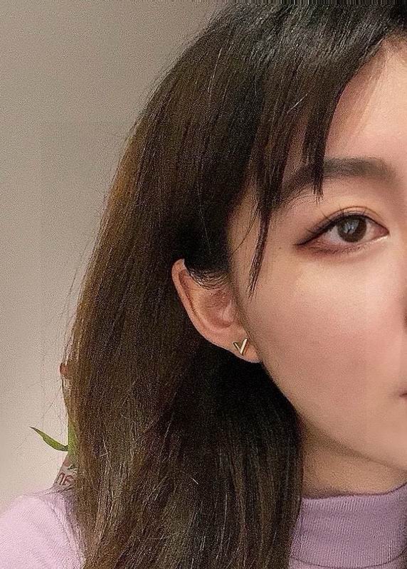 LV Earring 05yxh34 (5)