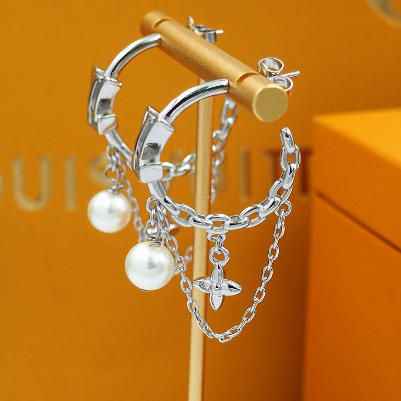 LV Earring 05yxh56 (4)