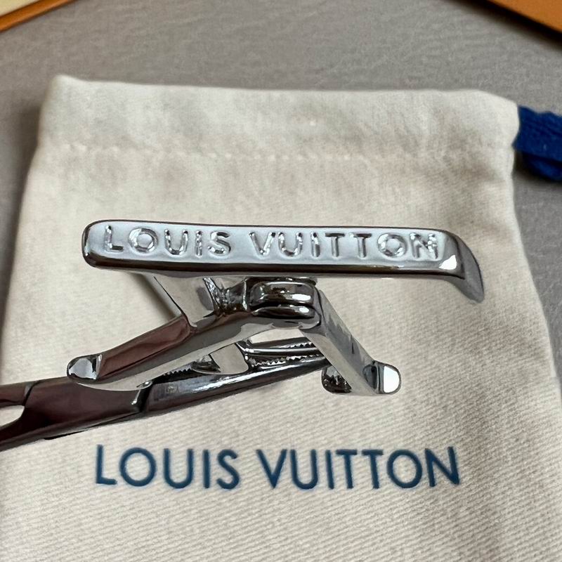 LV Earring 05yxh59 (5)