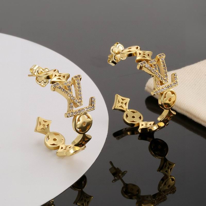 LV Earring 05yxh62 (4)