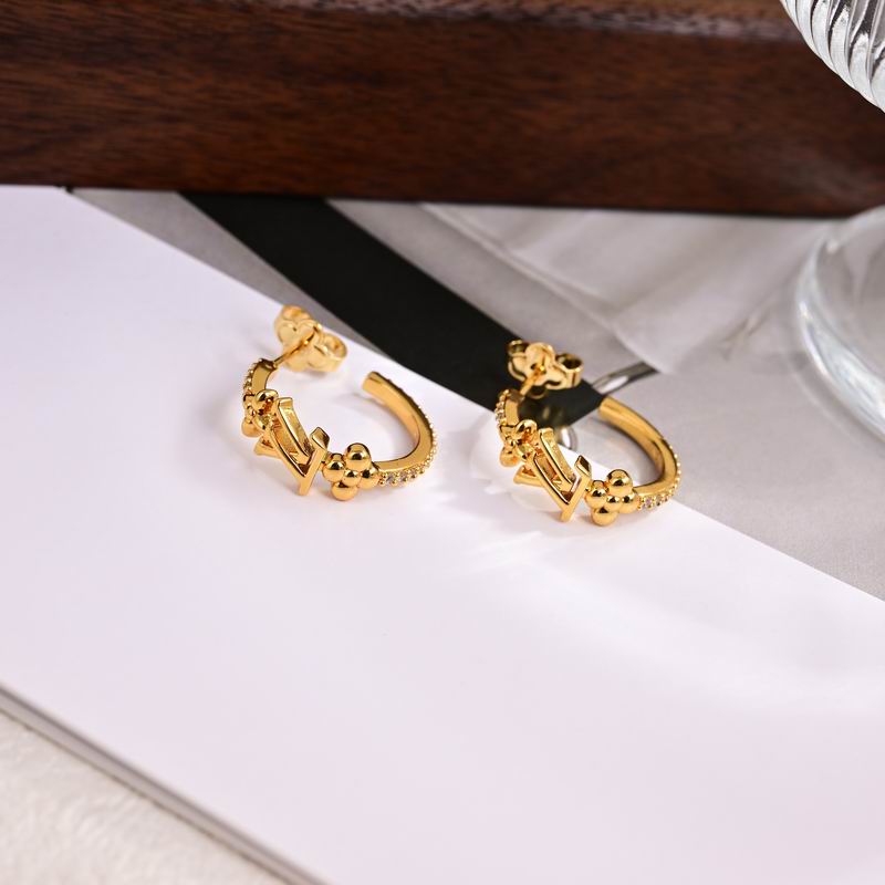 LV Earring 07yxh04 (4)