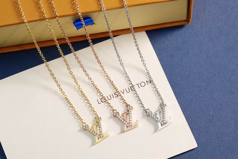 LV Necklace 04yxh03 (1)