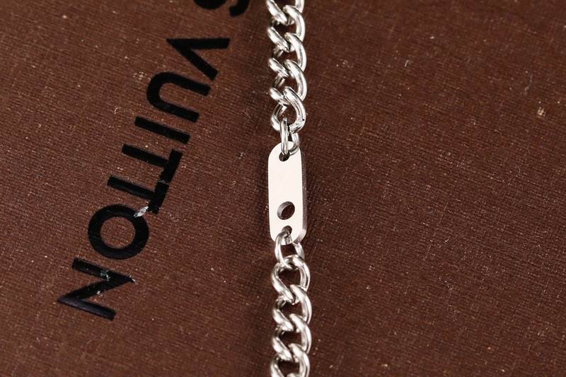 LV Necklace 04yxh04 (7)