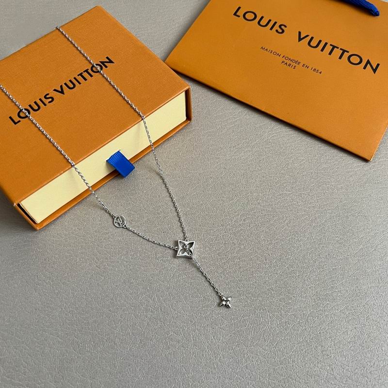 LV Necklace 04yxh08 (4)