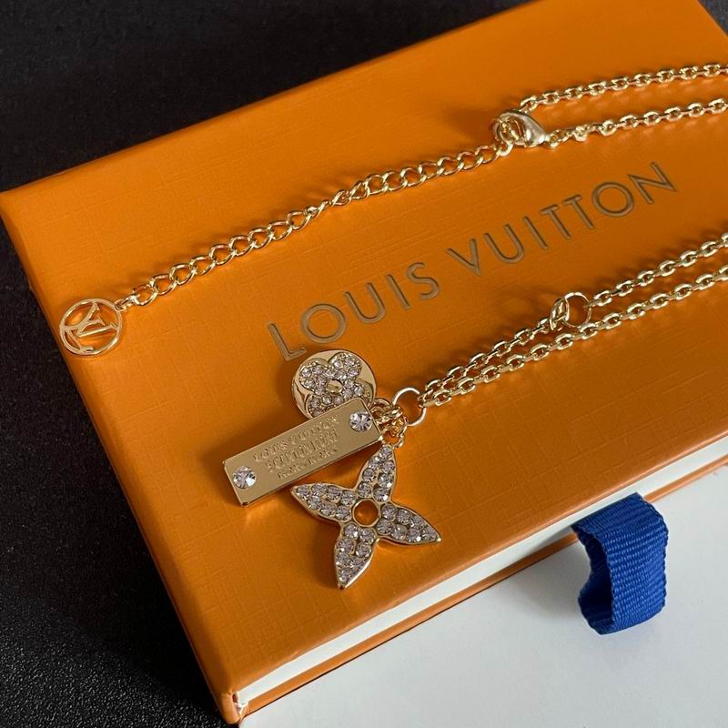 LV Necklace 04yxh105 (2)