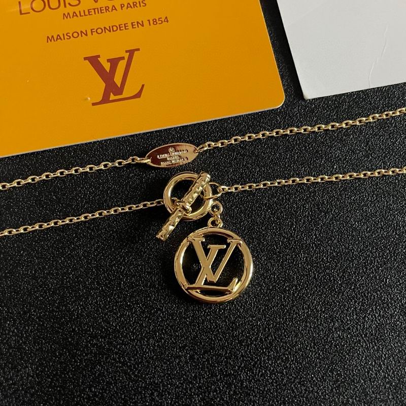 LV Necklace 04yxh107 (3)