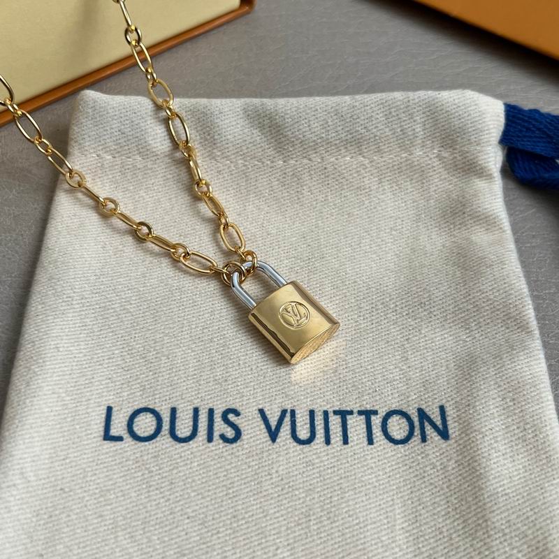LV Necklace 04yxh108 (4)
