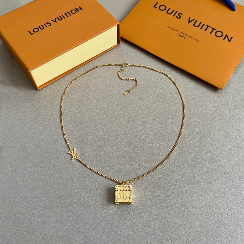 LV Necklace 04yxh109 (1)