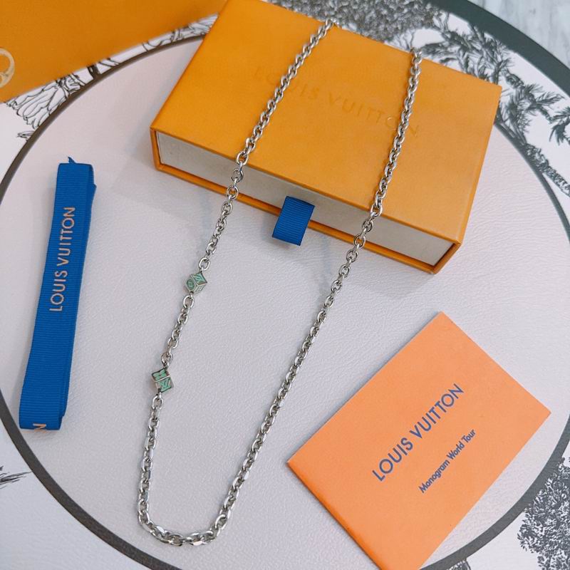 LV Necklace 04yxh115 (1)
