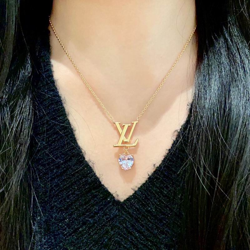 LV Necklace 04yxh117 (5)