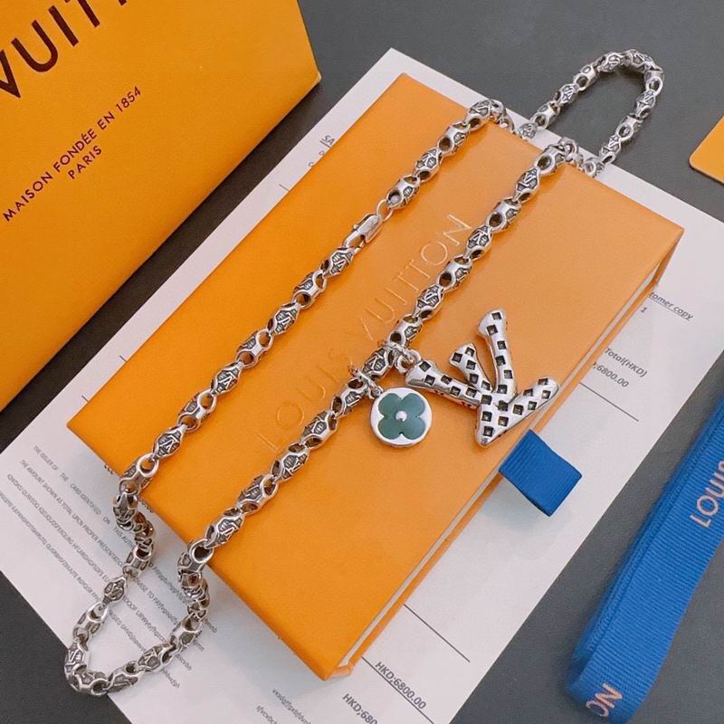 LV Necklace 04yxh119 (4)