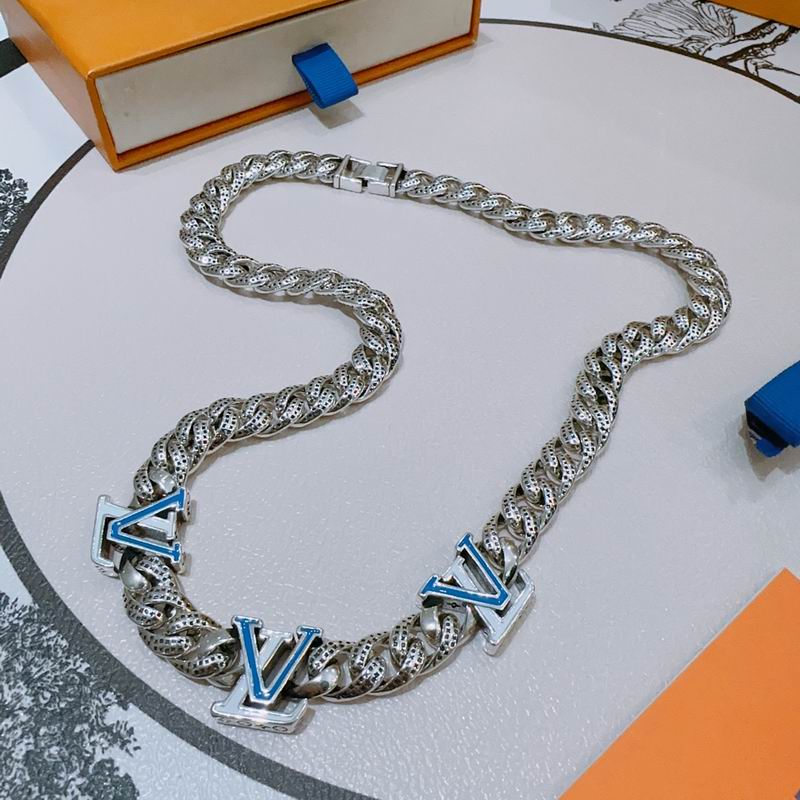 LV Necklace 04yxh12 (2)