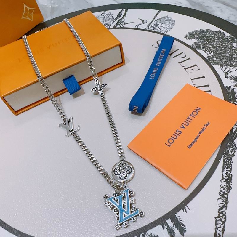 LV Necklace 04yxh17 (1)