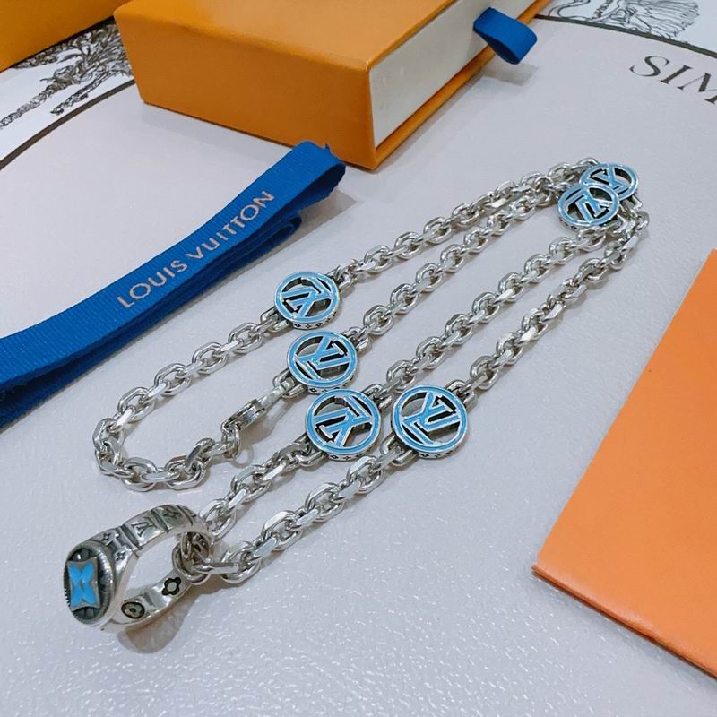 LV Necklace 04yxh18 (6)