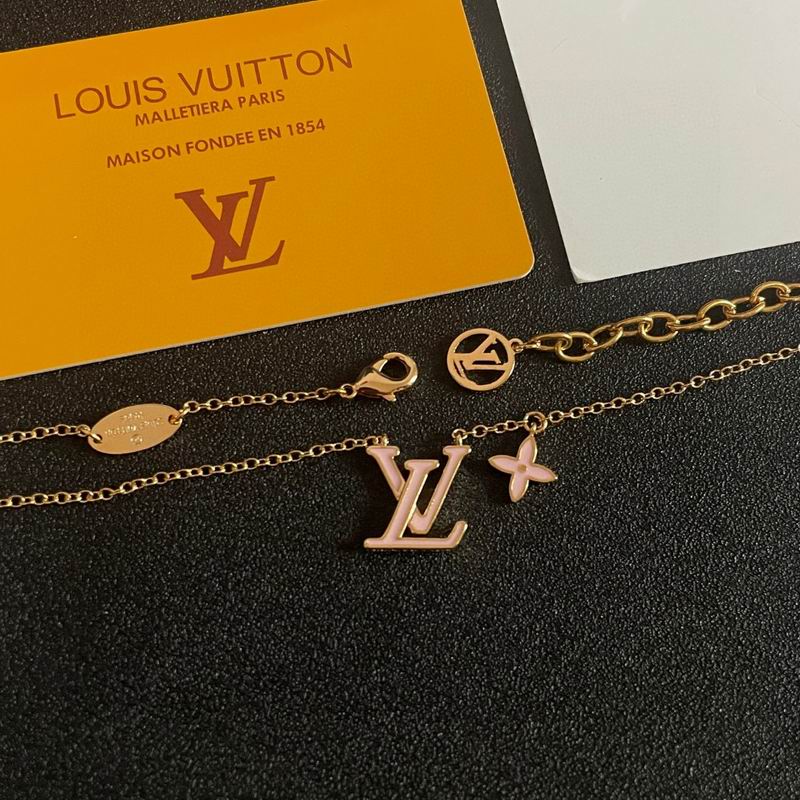 LV Necklace 04yxh54 (7)