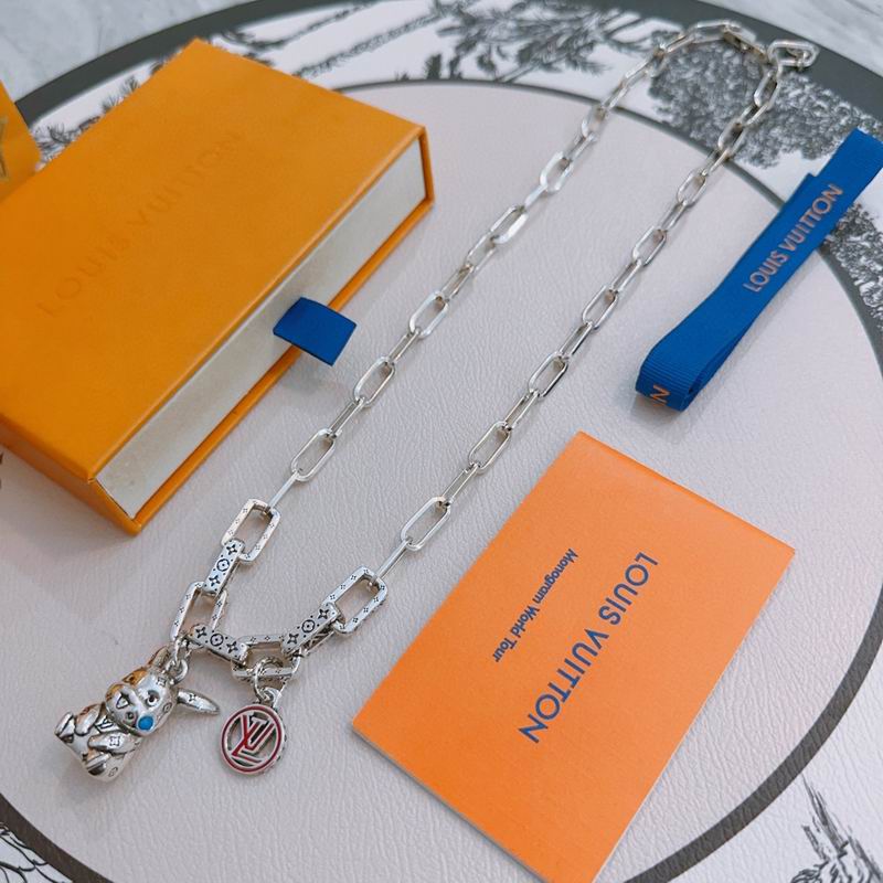 LV Necklace 04yxh55 (2)