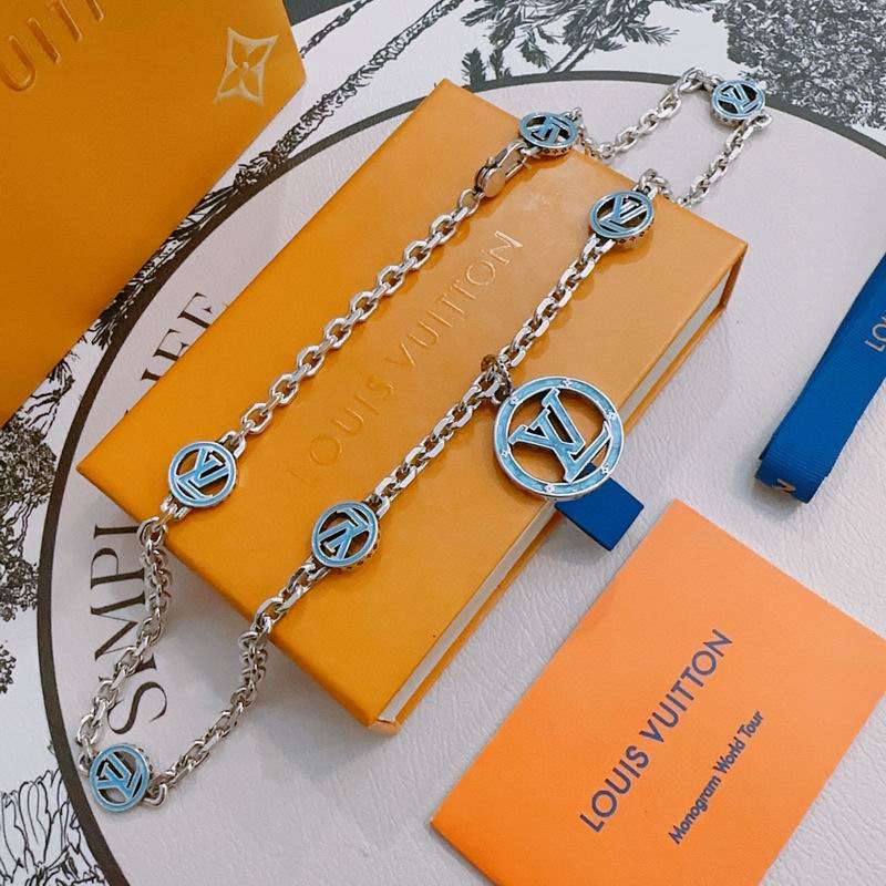 LV Necklace 04yxh56 (2)