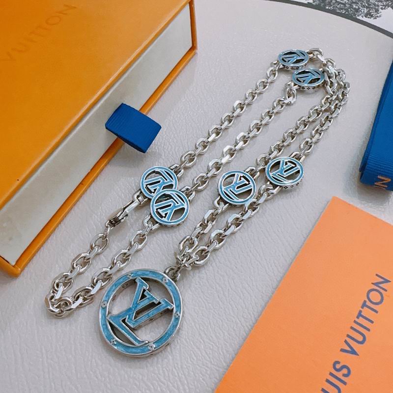 LV Necklace 04yxh56 (3)