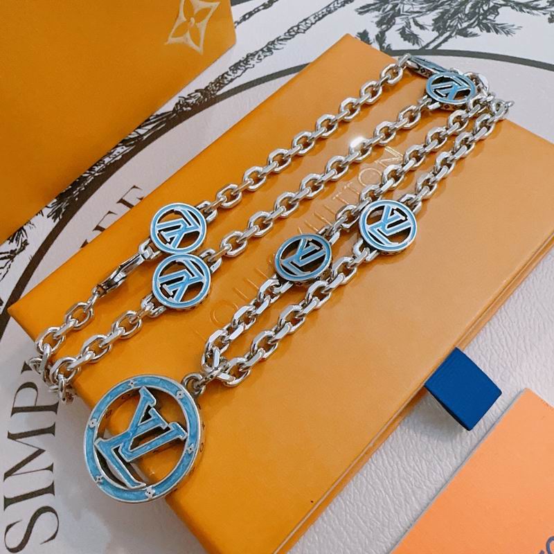 LV Necklace 04yxh56 (6)