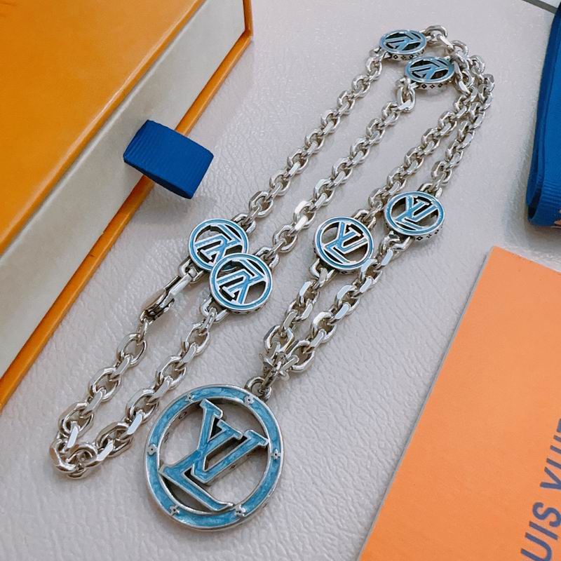 LV Necklace 04yxh56 (8)