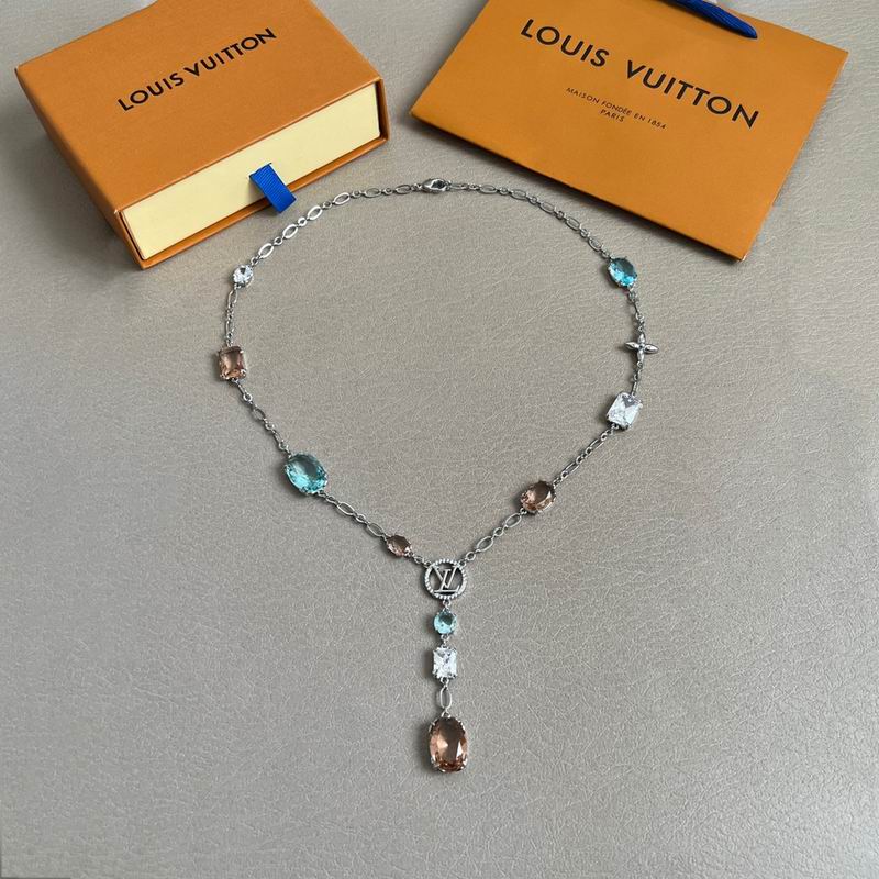 LV Necklace 04yxh65 (3)
