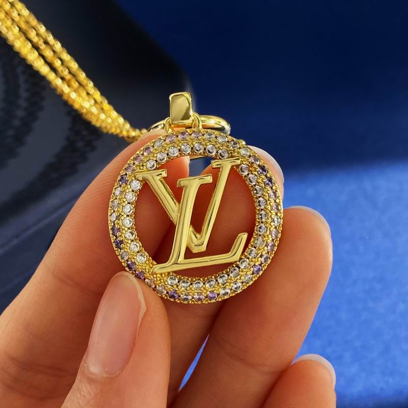 LV Necklace 04yxh77 (7)