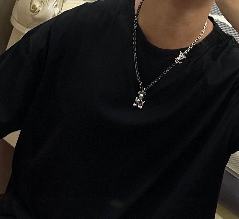 LV Necklace 04yxh95 (5)