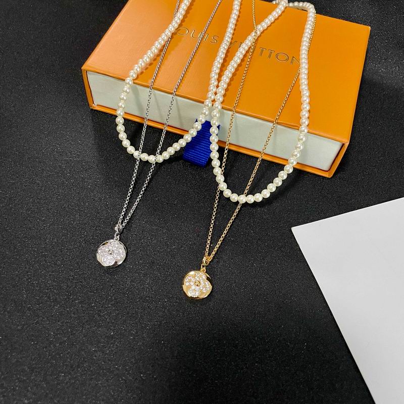 LV Necklace 05yxh101 (1)