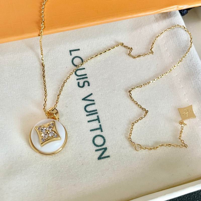 LV Necklace 05yxh103 (13)