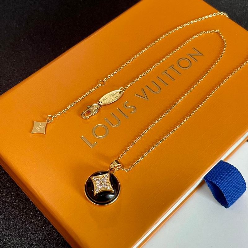 LV Necklace 05yxh103 (6)