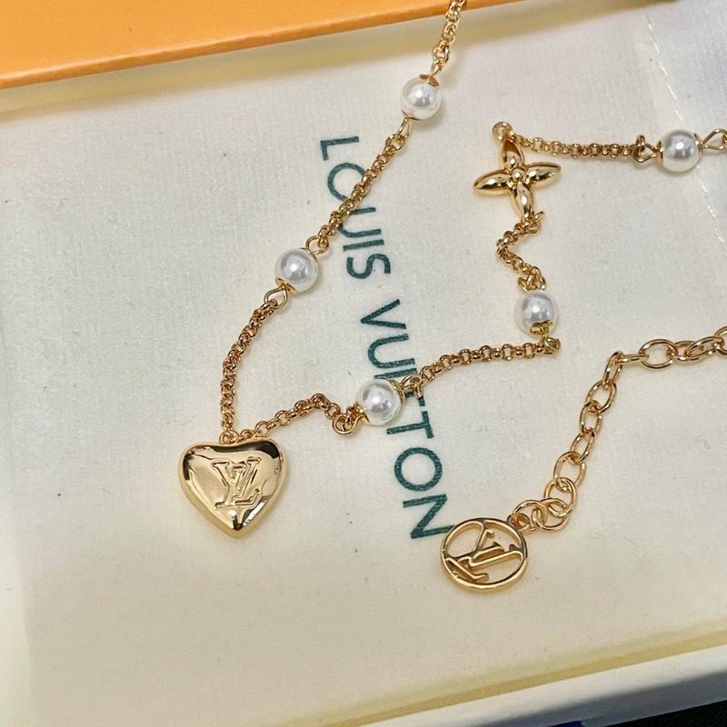 LV Necklace 05yxh105 (4)
