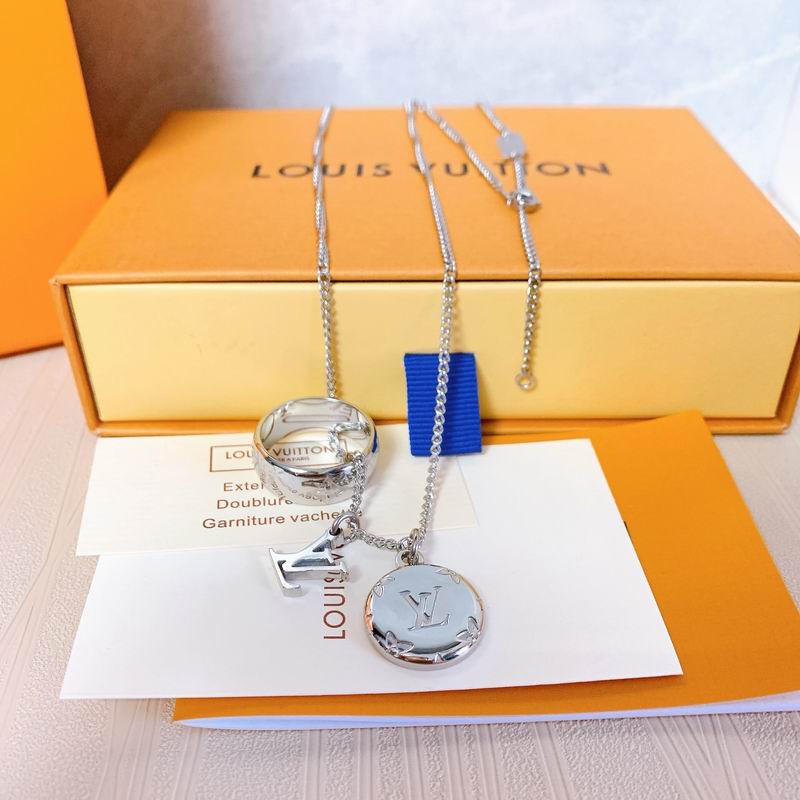LV Necklace 05yxh107 (2)
