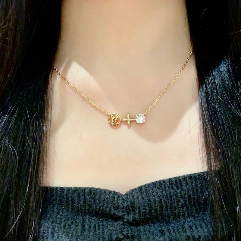 LV Necklace 05yxh111 (5)