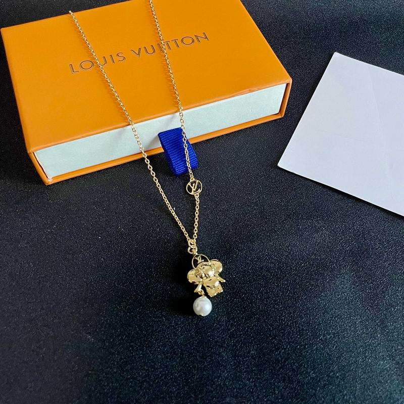 LV Necklace 05yxh112 (2)