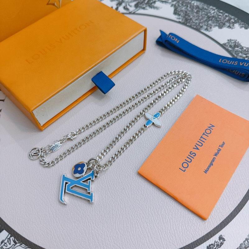 LV Necklace 05yxh115 (1)