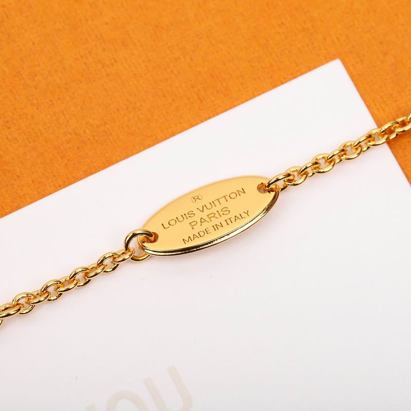 LV Necklace 05yxh25 (4)