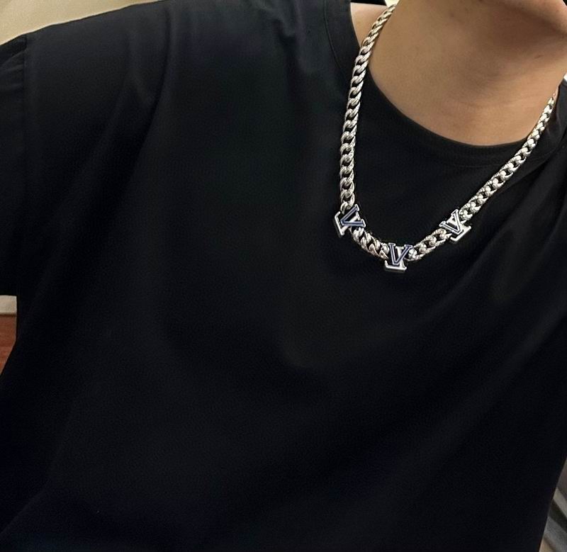 LV Necklace 05yxh30 (5)