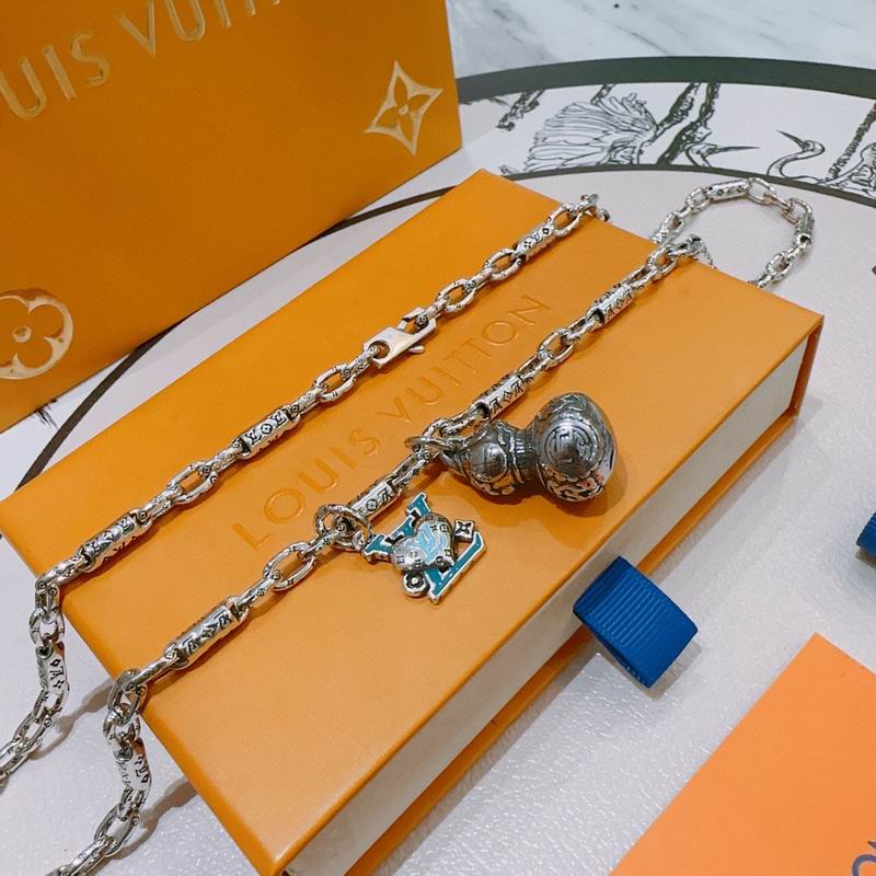 LV Necklace 05yxh32 (6)