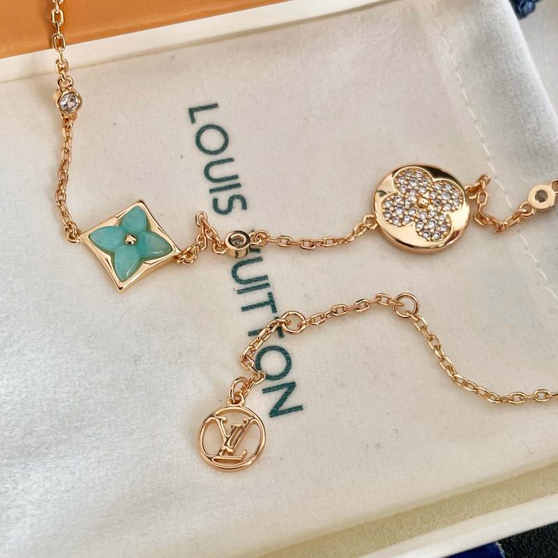 LV Necklace 05yxh34 (4)