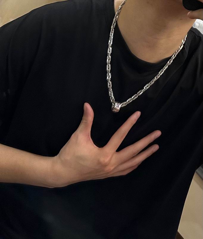 LV Necklace 05yxh39 (5)