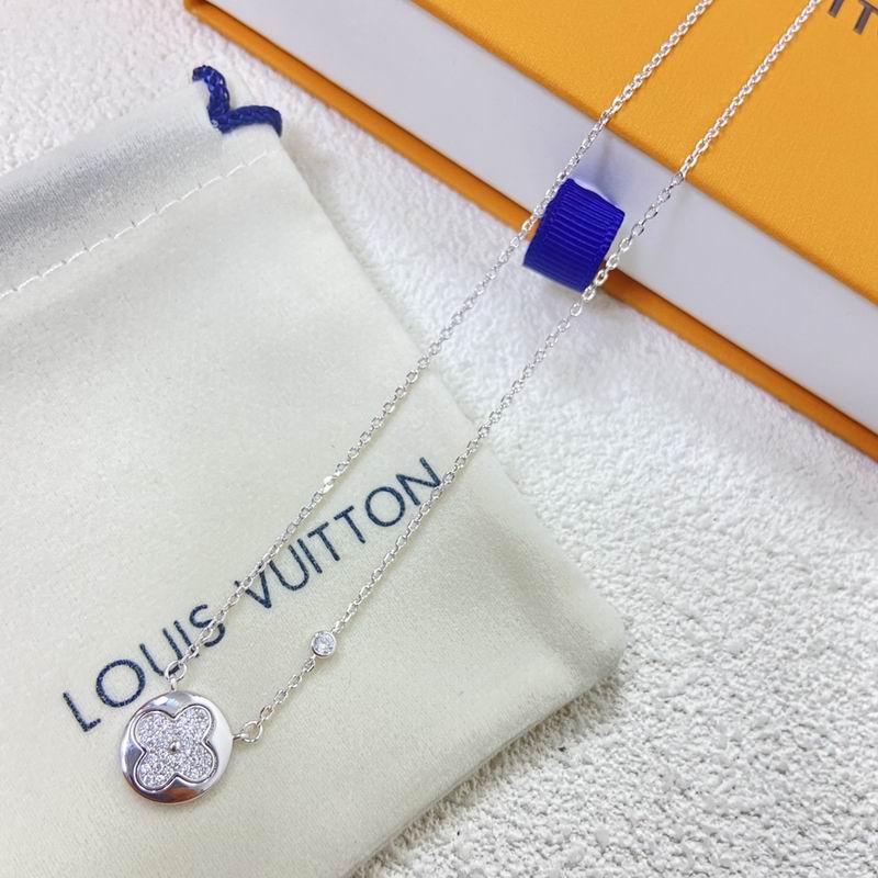 LV Necklace 05yxh45 (3)