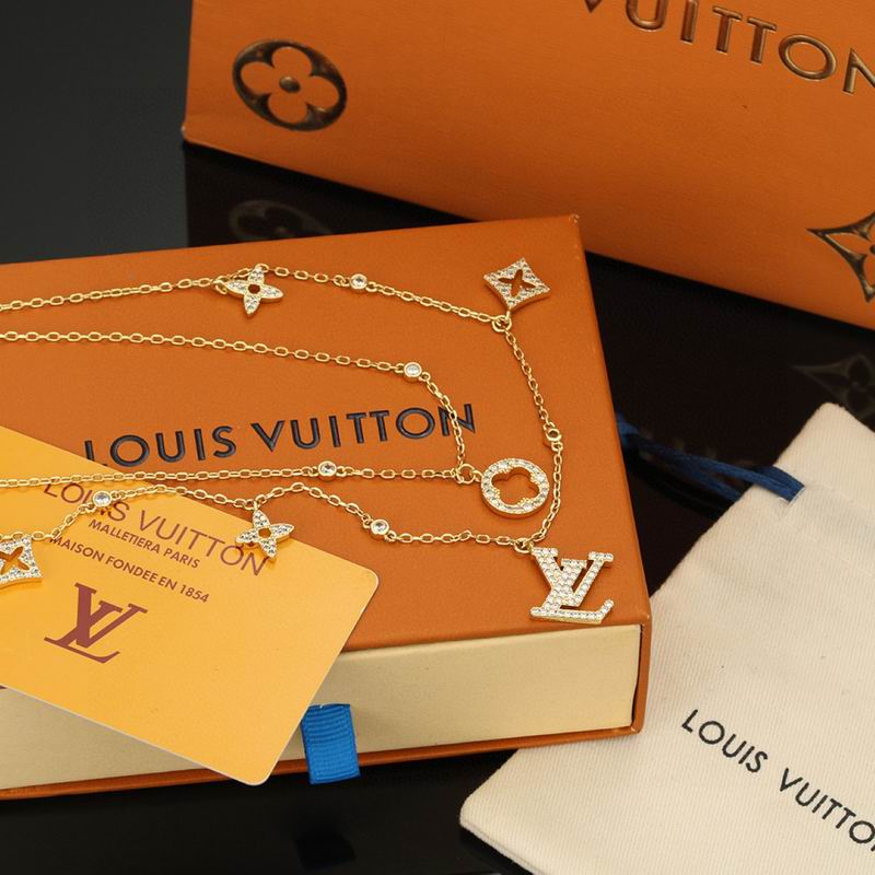 LV Necklace 05yxh50 (2)